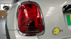 MINI Hatchback 135kW Cooper S Level 2 33kWh 3dr Auto Electric Hatchback